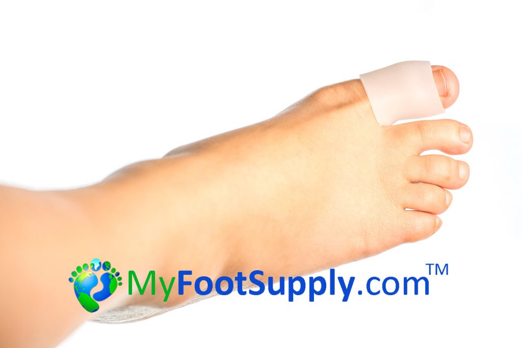 Gel toe Cover, gel sleeve, gel finger sleeve, gel toe cover, gel toe protector, gel finger protector, toe moisturizer, gel toe moisturizer, callused toe, gel corn sleeve